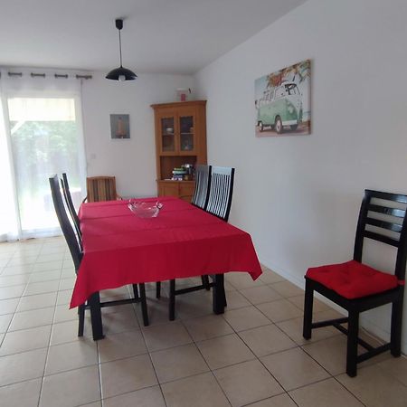 Location 4-6 Personnes Villa Grayan-et-l'Hopital Exterior photo