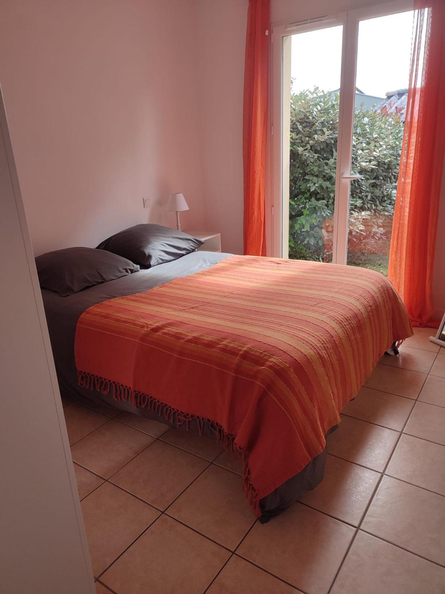 Location 4-6 Personnes Villa Grayan-et-l'Hopital Exterior photo