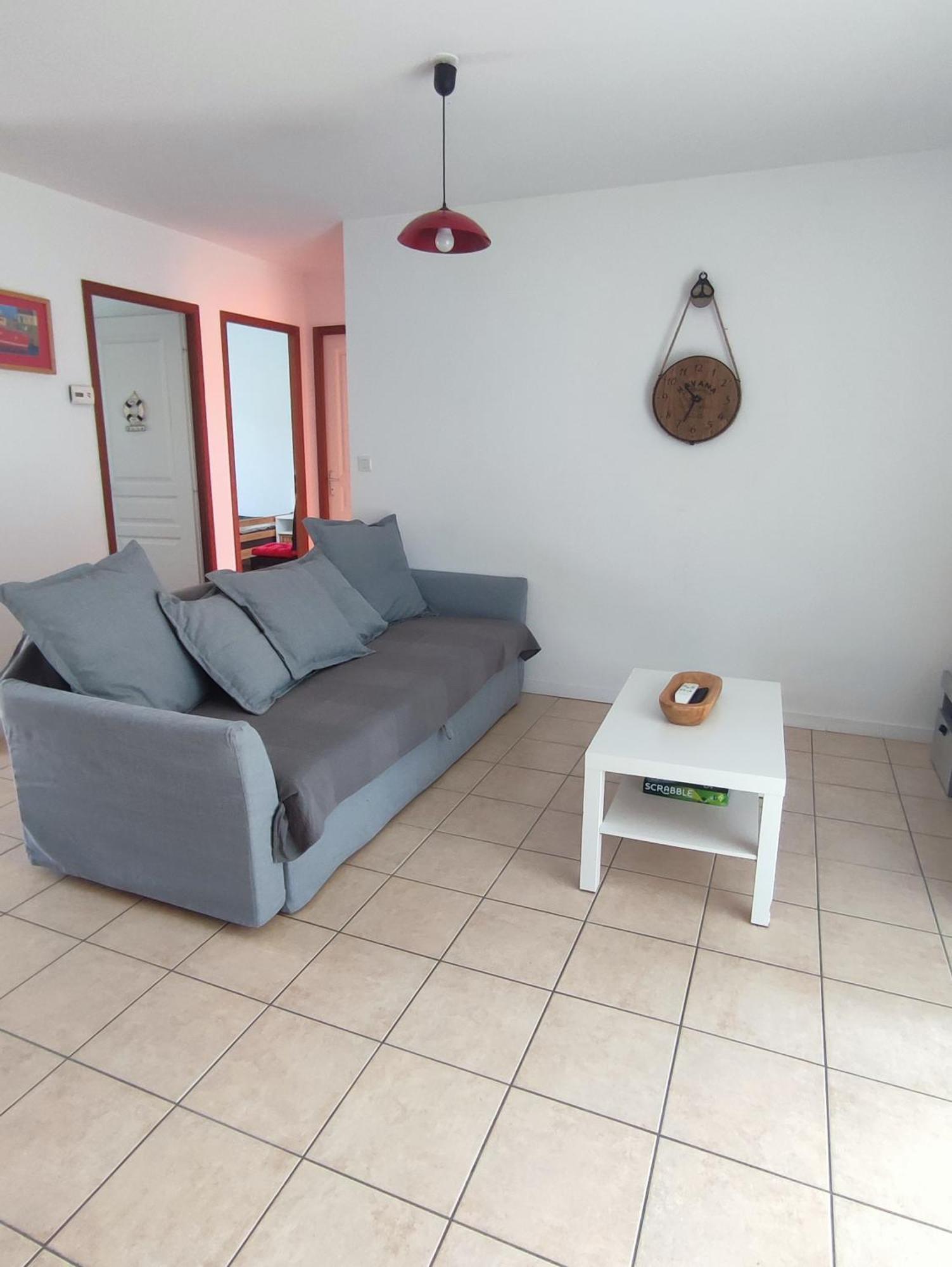 Location 4-6 Personnes Villa Grayan-et-l'Hopital Exterior photo